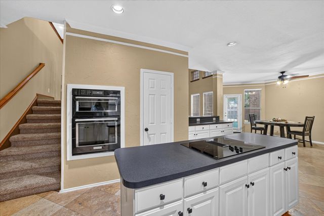 5002 Petersburg Drive, Rowlett, TX 75088