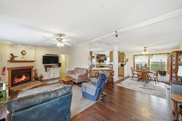 28290 E 11th Street, Catoosa, OK 74015