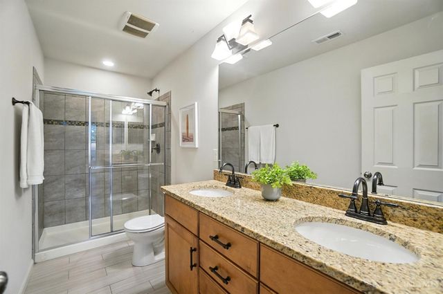 3041 Lavinia Avenue, Cincinnati, OH 45208