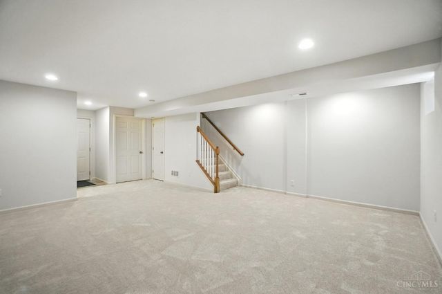3041 Lavinia Avenue, Cincinnati, OH 45208