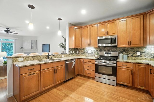3041 Lavinia Avenue, Cincinnati, OH 45208