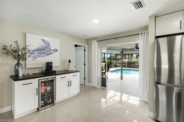 2107 SE 25th TER, Cape Coral, FL 33904