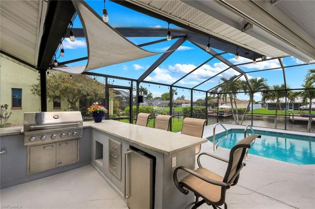 2107 SE 25th TER, Cape Coral, FL 33904
