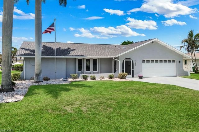 2107 SE 25th TER, Cape Coral, FL 33904