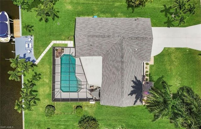 2107 SE 25th TER, Cape Coral, FL 33904