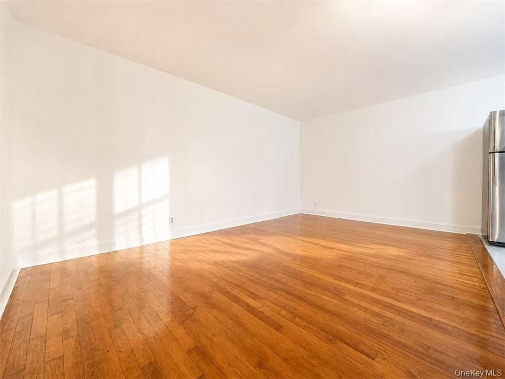 8511 34th Avenue 3H, Jackson Heights, NY 11372 — photo 3