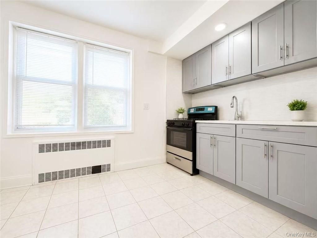 8511 34th Avenue 3H, Jackson Heights, NY 11372 — photo 5