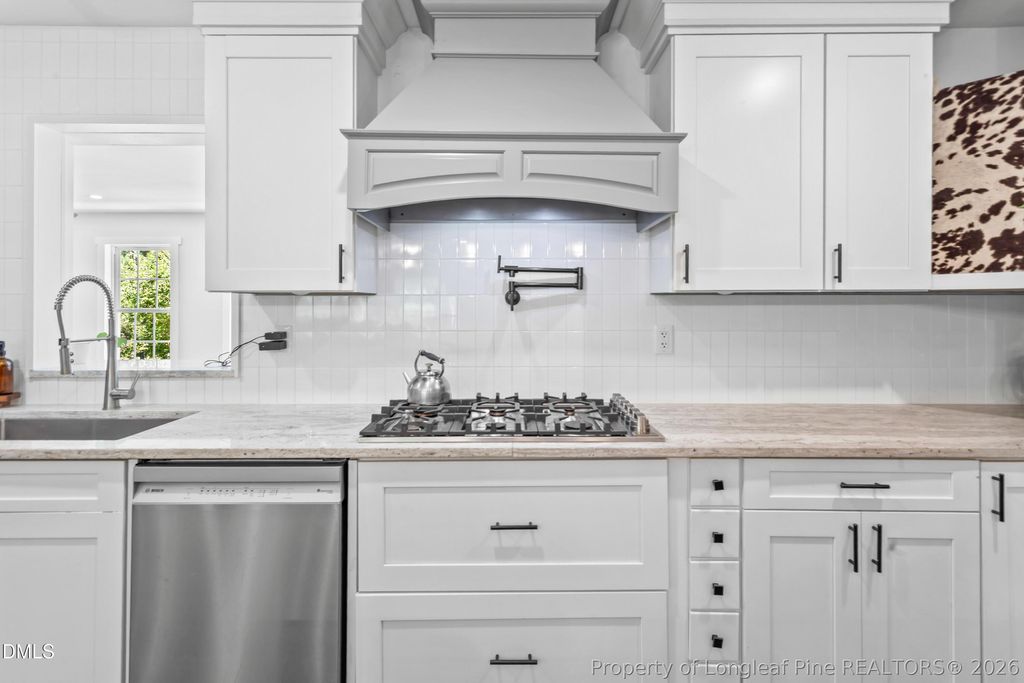 3516 Wicker Street, Sanford, NC 27330 — photo 4
