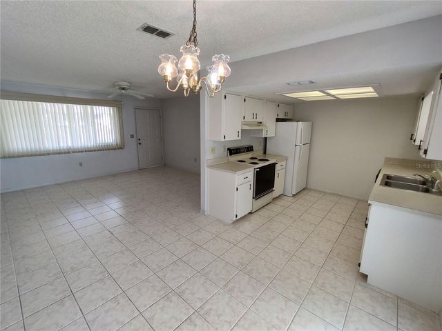 8690 SW 108TH PLACE, Ocala, FL 34481