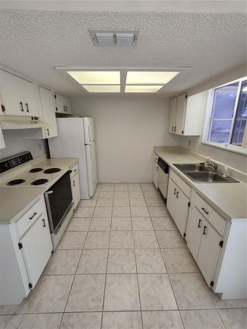 8690 SW 108TH PLACE, Ocala, FL 34481