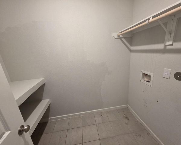 396 Weimer Lagoon Road, La Porte, TX 77571