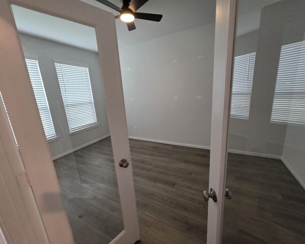 396 Weimer Lagoon Road, La Porte, TX 77571