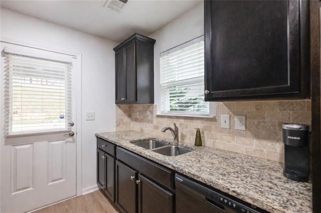 527 Cypher Drive, Suwanee, GA 30024