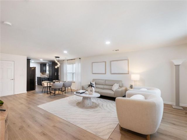 527 Cypher Drive, Suwanee, GA 30024