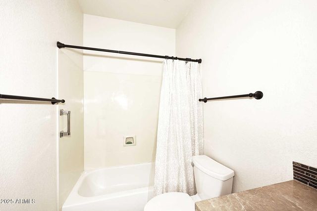 11022 N INDIGO Drive N 128, Fountain Hills, AZ 85268