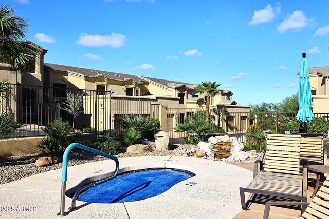 11022 N INDIGO Drive N 128, Fountain Hills, AZ 85268