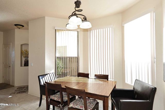 11022 N INDIGO Drive N 128, Fountain Hills, AZ 85268