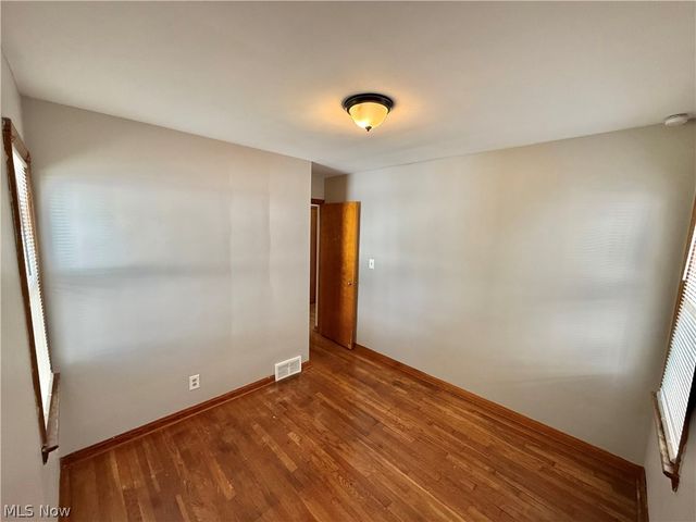 19520 Maple Heights Boulevard, Maple Heights, OH 44137