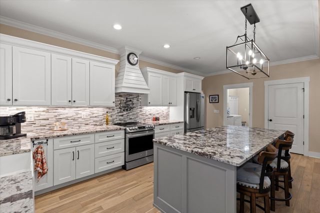 12076 Mare Court, Soddy Daisy, TN 37379