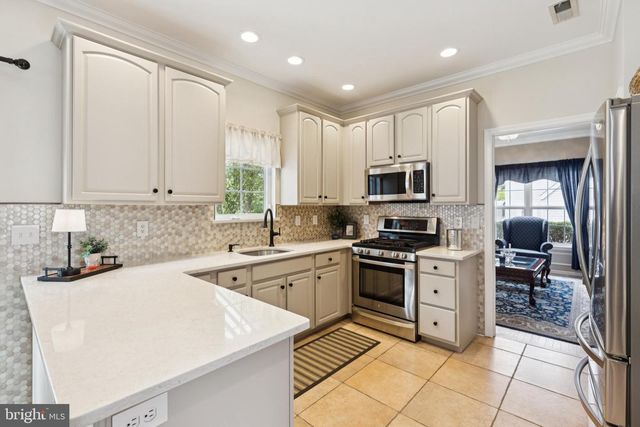 33 HARPER BLVD, Delran, NJ 08075