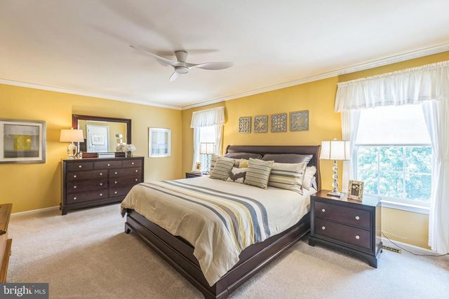 33 HARPER BLVD, Delran, NJ 08075