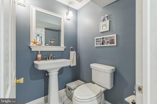 33 HARPER BLVD, Delran, NJ 08075