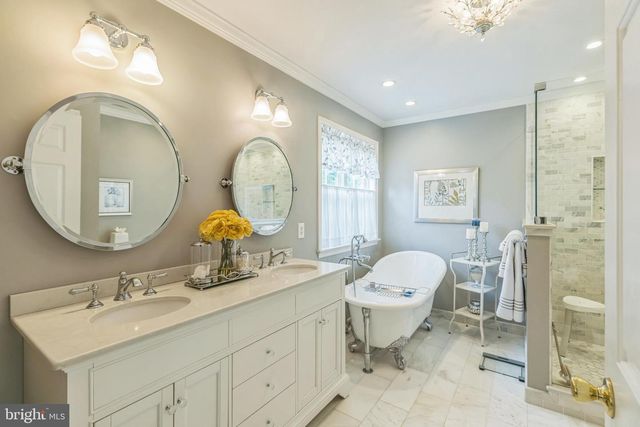 33 HARPER BLVD, Delran, NJ 08075
