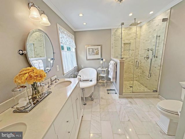 33 HARPER BLVD, Delran, NJ 08075