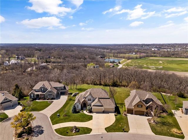 16258 Canterbury Road, Overland Park, KS 66085