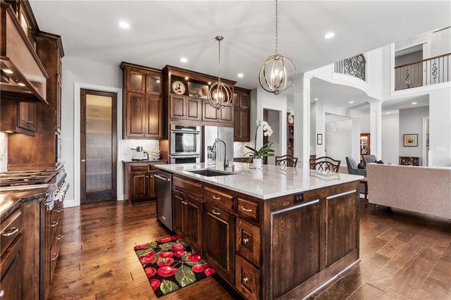 16258 Canterbury Road, Overland Park, KS 66085