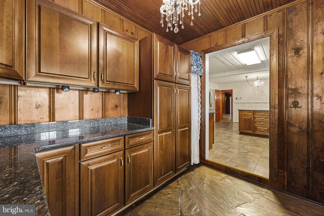 9265 RAMEY RD, Marshall, VA 20115