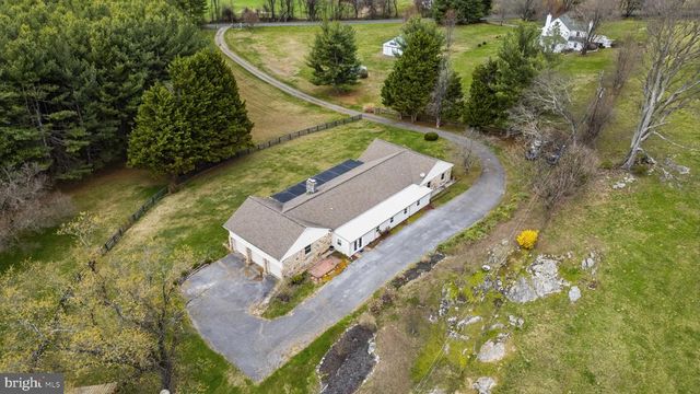 9265 RAMEY RD, Marshall, VA 20115