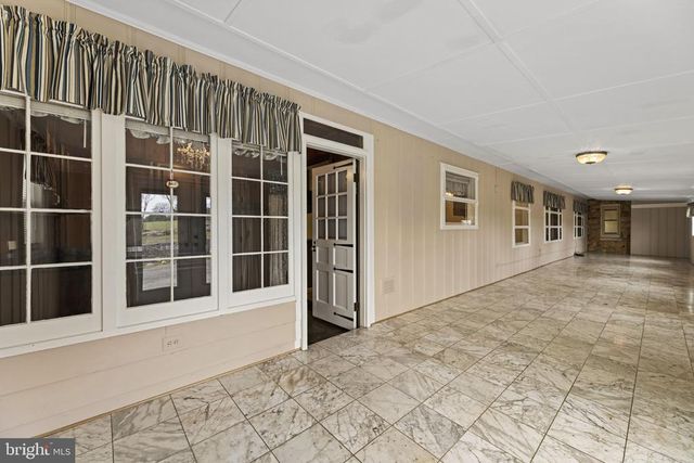 9265 RAMEY RD, Marshall, VA 20115