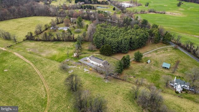 9265 RAMEY RD, Marshall, VA 20115