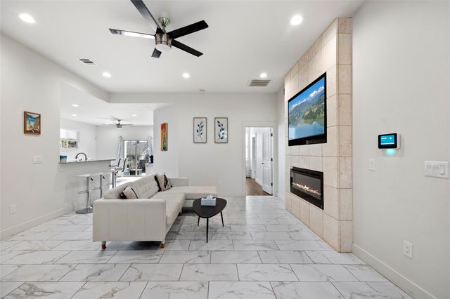 21513 Santa Carlo Ave, Lago Vista, TX 78645