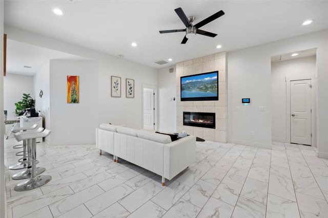 21513 Santa Carlo Ave, Lago Vista, TX 78645