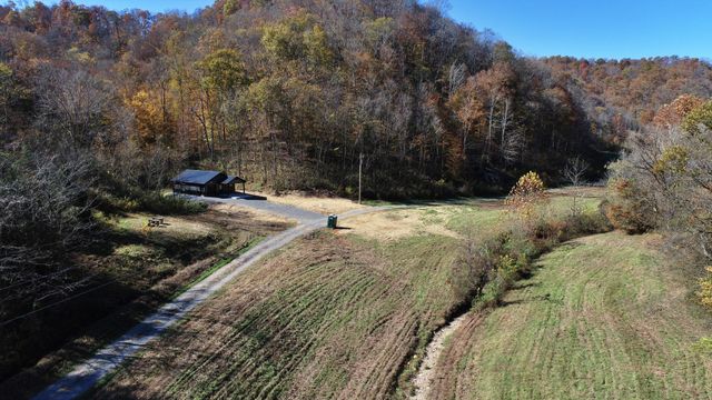 221 Pine Lick Estates Dr, Whitleyville, TN 38588