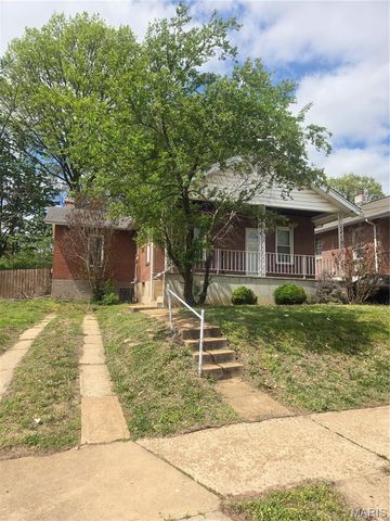 1371 Louisville Avenue, St Louis, MO 63139