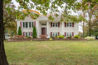 997 Meriden Avenue, Southington, CT 06489