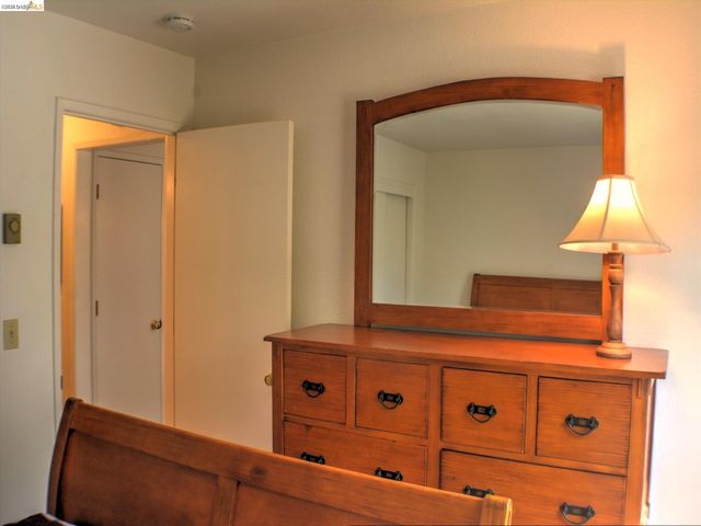 19166 Dyer Ct, Groveland, CA 95321