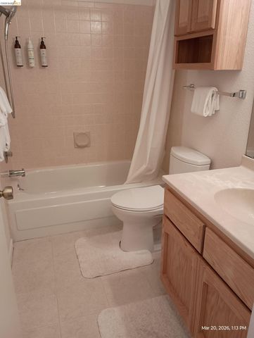 19166 Dyer Ct, Groveland, CA 95321