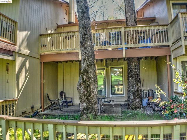 19166 Dyer Ct, Groveland, CA 95321