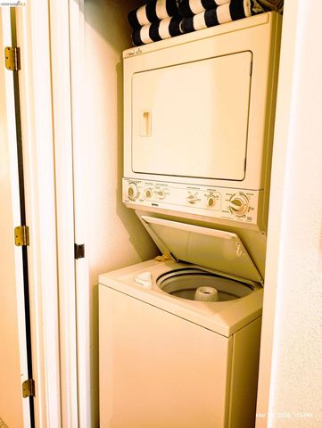 19166 Dyer Ct, Groveland, CA 95321