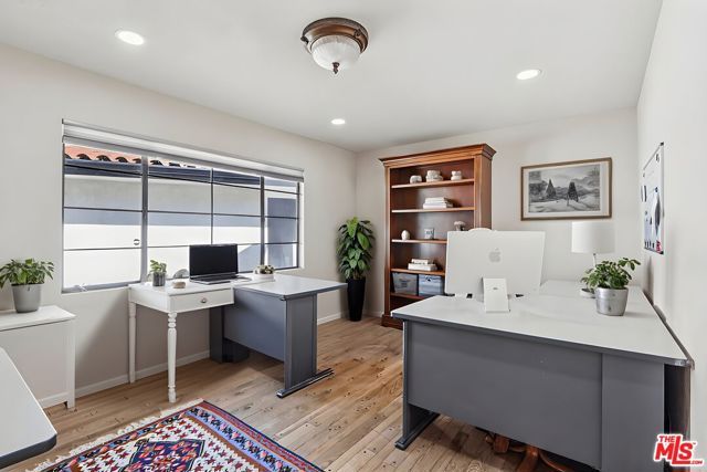 1821 Calle Petaluma, Thousand Oaks, CA 91360