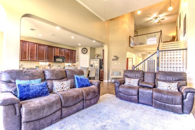 9521 Willow Branch Way, Fort Worth, TX 76036