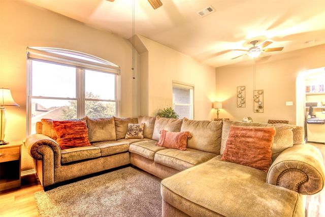 9521 Willow Branch Way, Fort Worth, TX 76036