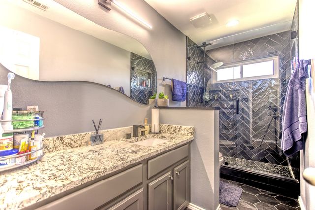 9521 Willow Branch Way, Fort Worth, TX 76036