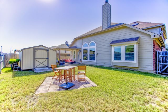 9521 Willow Branch Way, Fort Worth, TX 76036