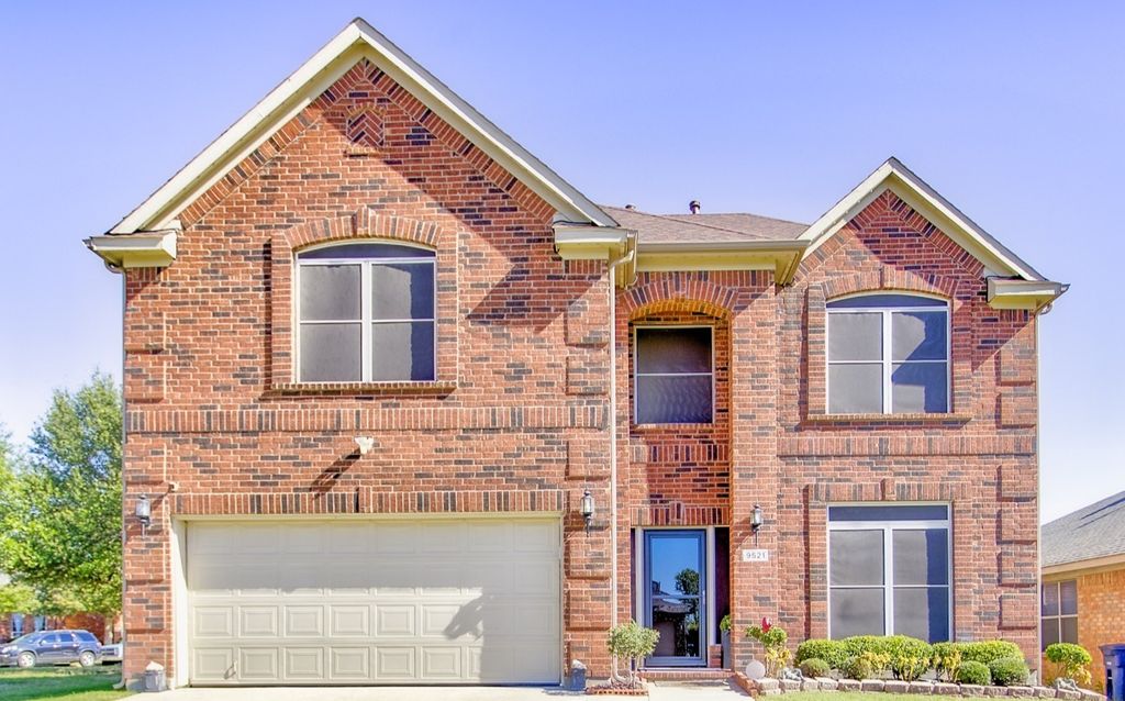 9521 Willow Branch Way, Fort Worth, TX 76036