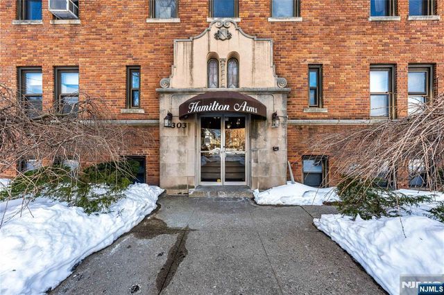 303 Hamilton Place A4, Hackensack, NJ 07601